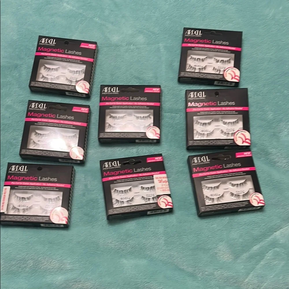 Lot of 8 boxes Ardell Black Lashes for Dramatic Eye Looks - Picture 1 of 2